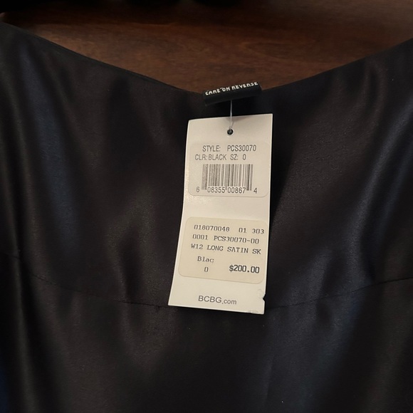 BCBGMaxazria skirt - Picture 7 of 7